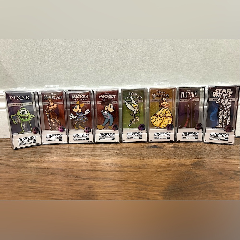 Lot of 6 Figpins NIB